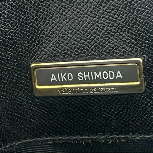 Valentino Garavani Black Leather Top Handle Bag - Picture 15 of 15